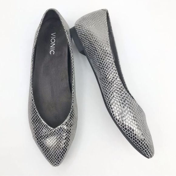 VIONIC Caballo Silver Faux Snake Orthotic Arch Support Pointed Toe Flats - Picture 5 of 9